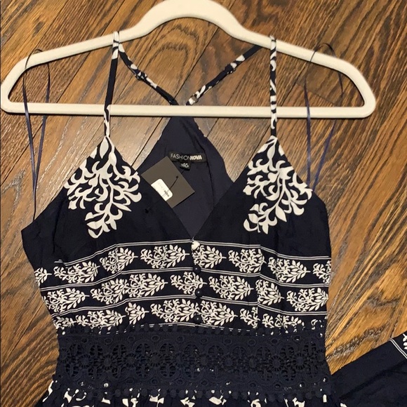 Fashion nova navy maxi dress with front slit - Picture 4 of 8